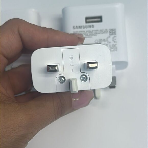 NEW 3 Pack Samsung (9V/1.67A) 15W EU Travel Adapter Charger - White(EP-TA200) - Picture 6 of 9